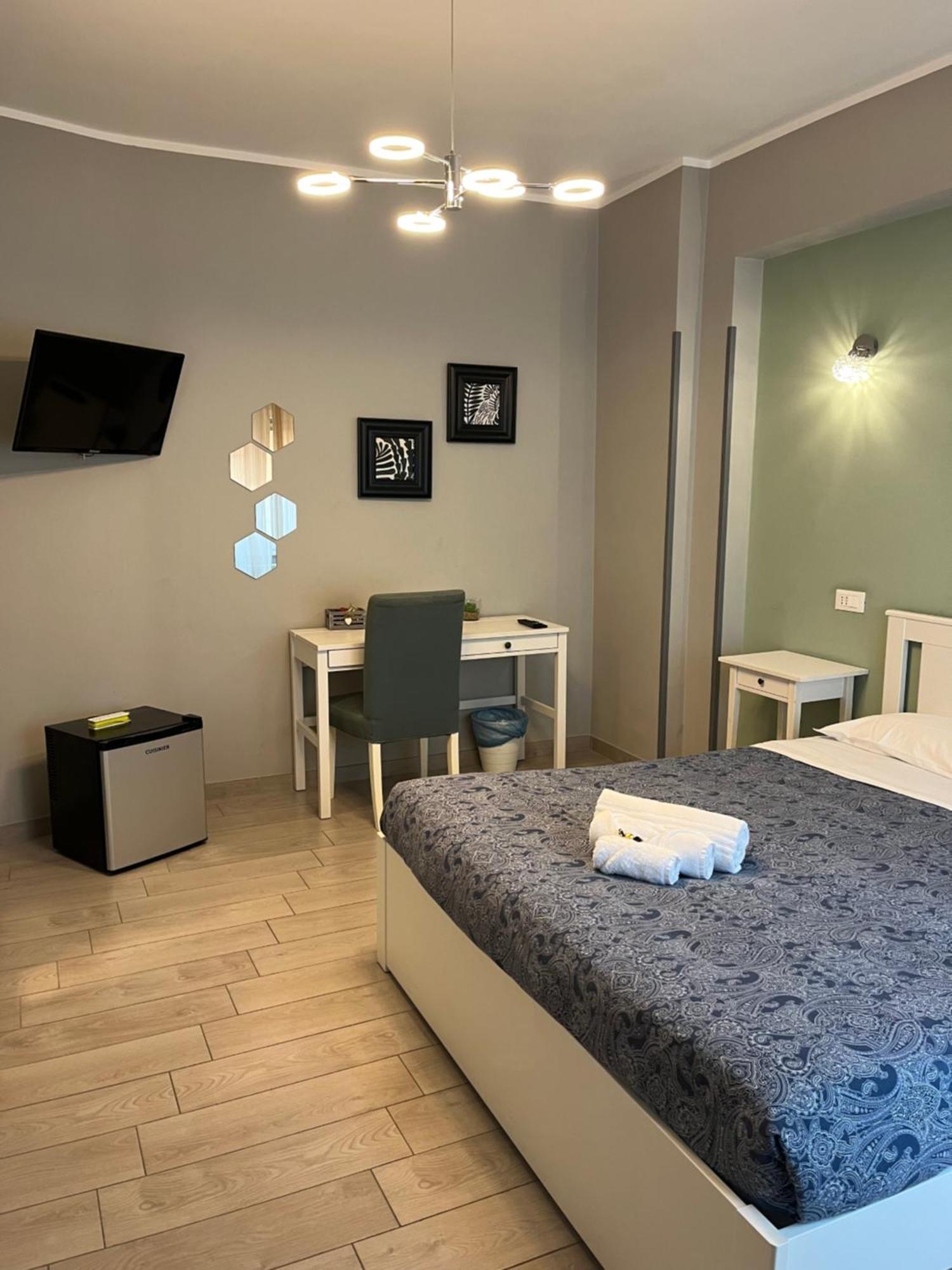 Pretty Tiburtina Room Roma Exterior foto