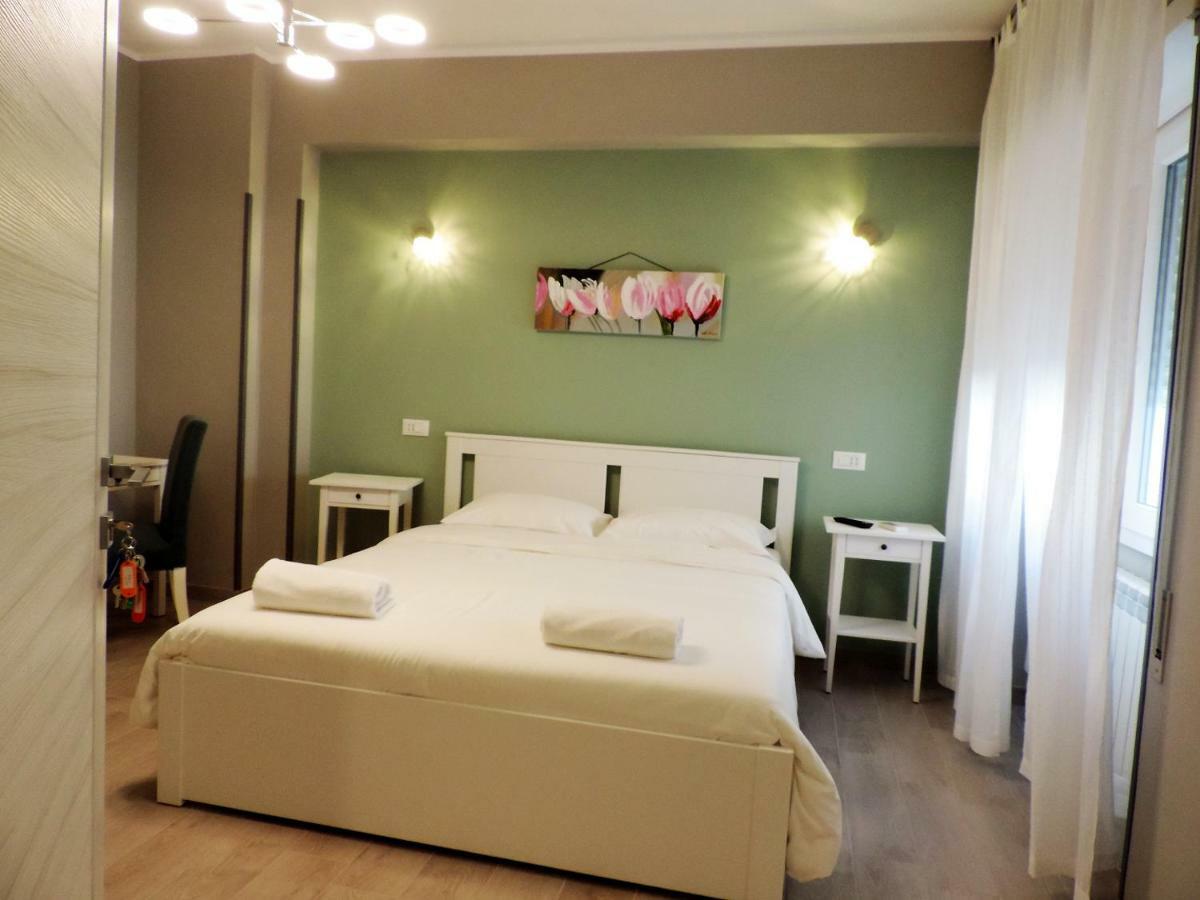 Pretty Tiburtina Room Roma Exterior foto